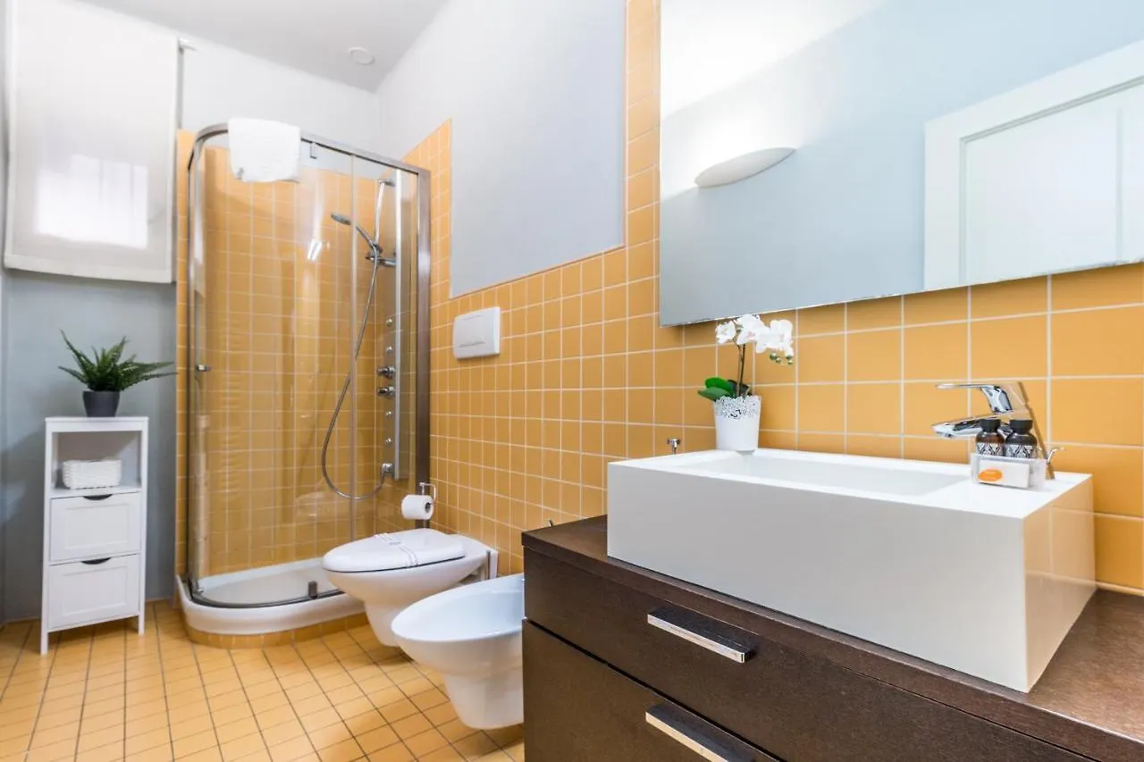 Familybo Apartments Santo Stefano 볼로냐