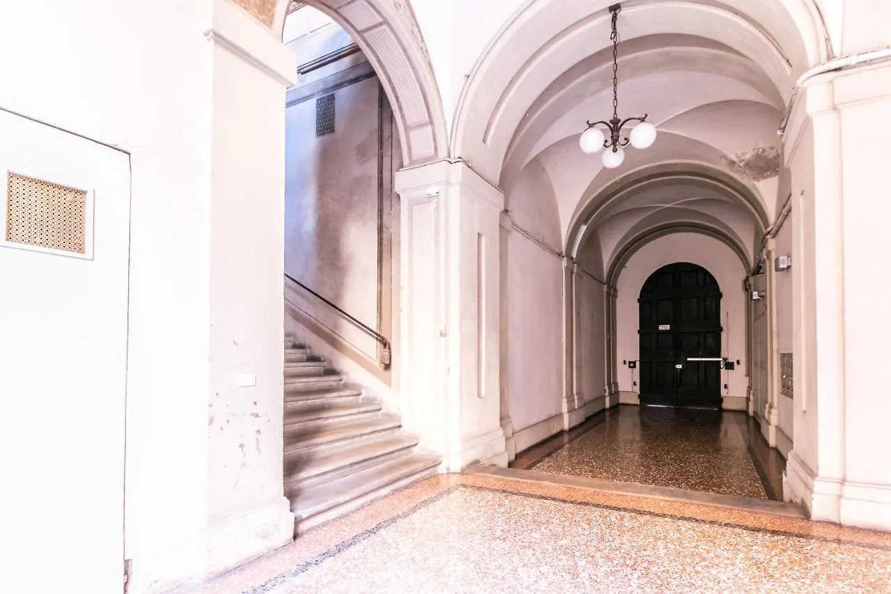 Familybo Apartments Santo Stefano 볼로냐