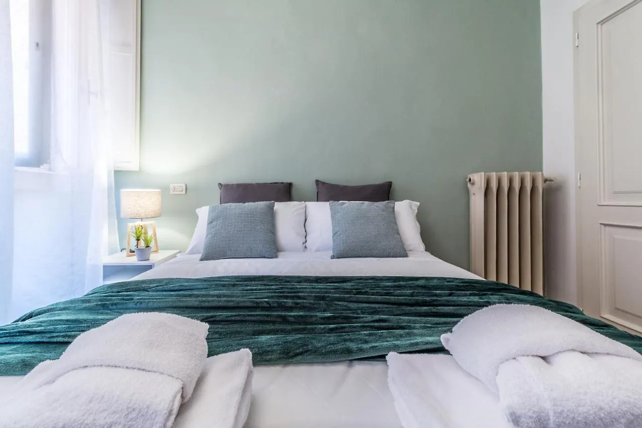 Familybo Apartments Santo Stefano 볼로냐
